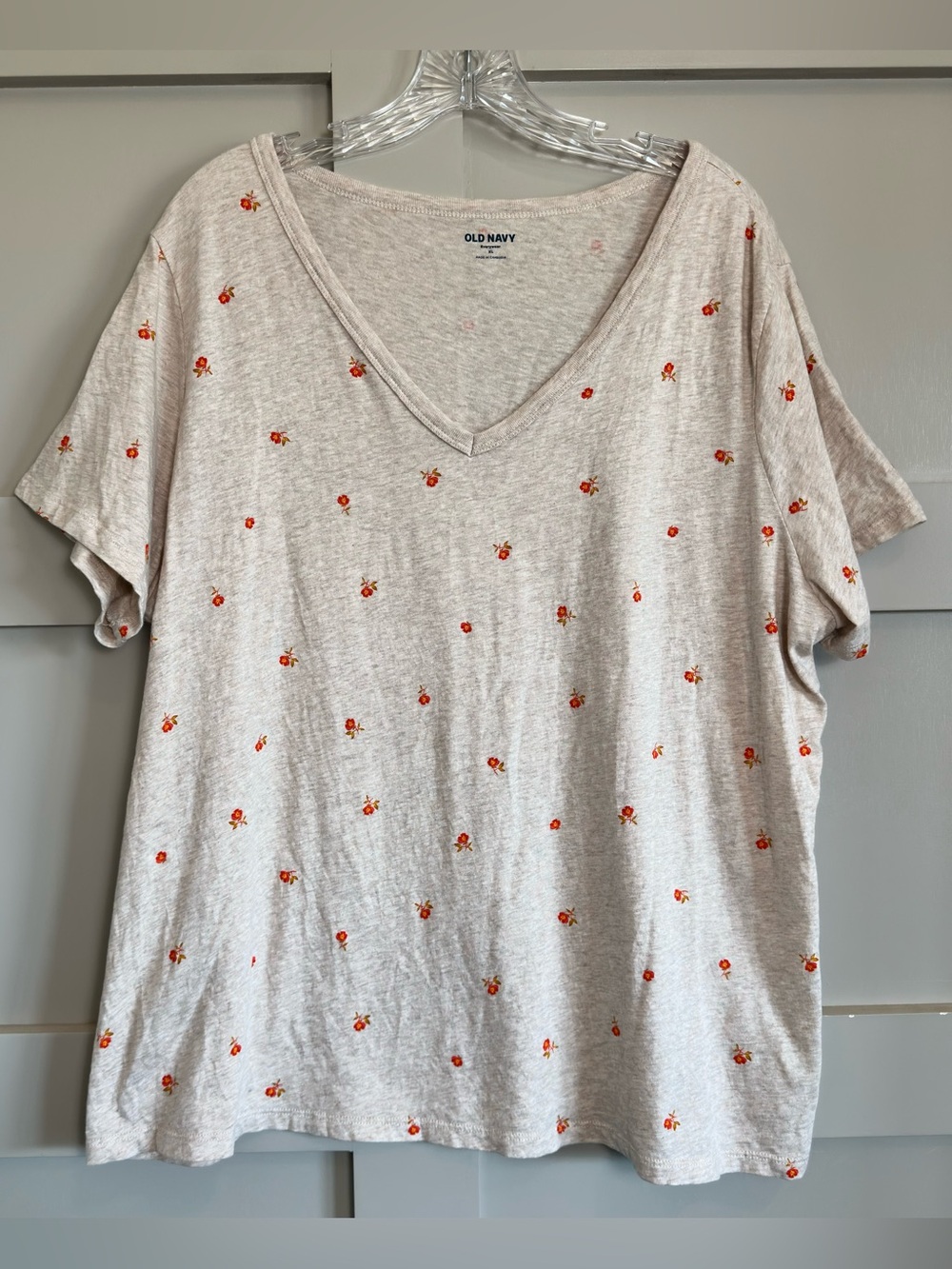 Old Navy Everywhere Beige Heather Micro Floral Women’s XL V-Neck Casual T-Shirt